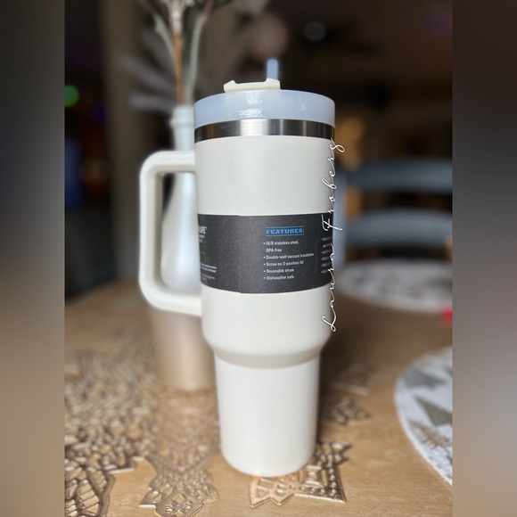 Stanley OG Cream Quencher Tumbler *DAMAGED* - SEE ALL PHOTOS - Picture 2 of 10